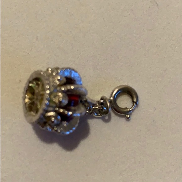 Garnet and sterling crown charm - Picture 5 of 7